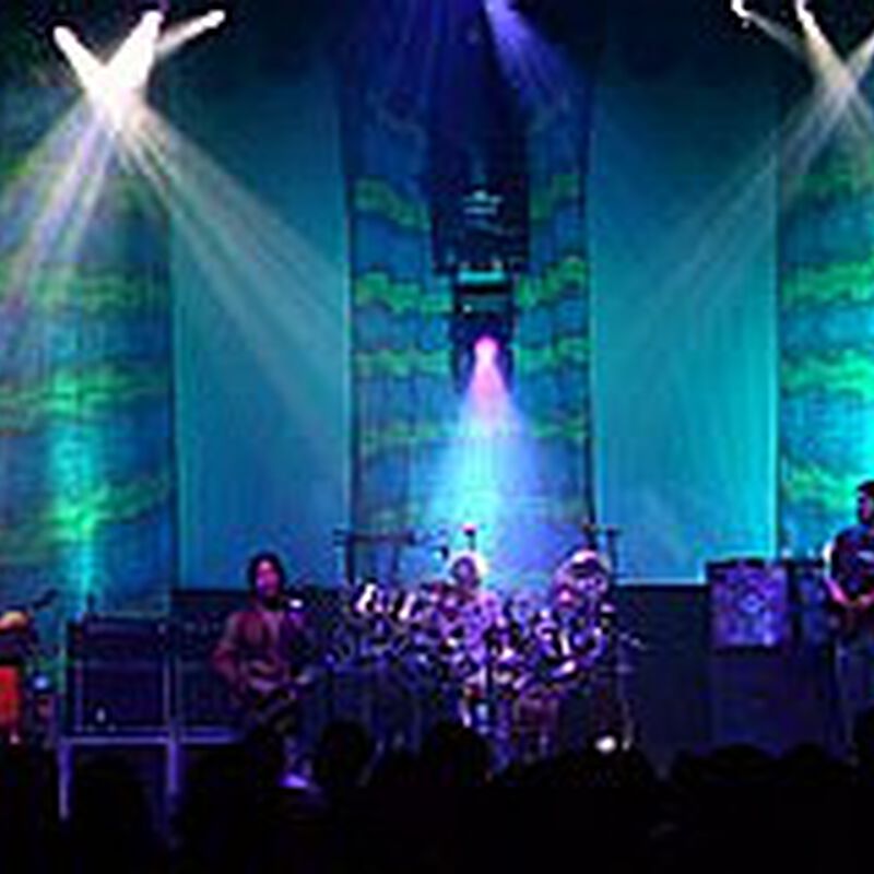 10/04/03 Tower Theatre, Philadelphia, PA 