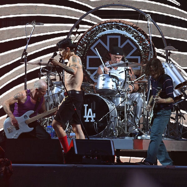Red Hot Chili Peppers - Stream Live and Download Concerts